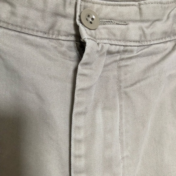 Gap Vintage Relaxed Fit Khaki Cotton  Shorts Size 32 - Picture 3 of 8